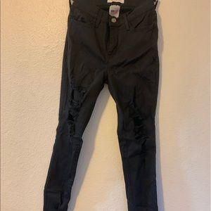 Black ripped skinny jeans